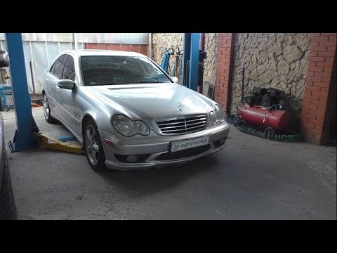 Видео: Замена всех рычагов подвески на Mercedes Benz C230 Kompressor 1,8 Мерседес Бенц 2004 года 1часть