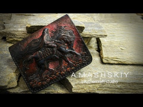 Видео: Carving Leather. Тиснение на коже растительного дубления. Формовка. Конь Одина.