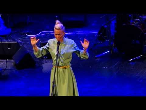 Видео: "Многоголосье" исп.Варвара Визбор