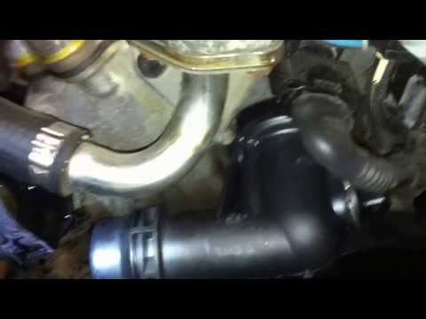 Видео: замена термостата на BMW e46 бензин 1,9