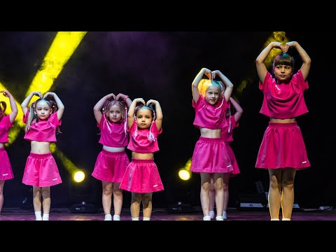 Видео: Номер "Кнопочки" / Современная хореография