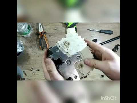 Видео: Разбор замка двери Ровер 75