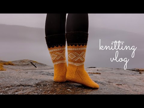 Видео: VLOG 61/2021 | МОЕ ВЯЗАНИЕ | НОВЫЙ ПРОЦЕСС | УЮТНЫЕ НОСКИ С ЖАККАРДОМ MARIUS #вязание_на_выживание2