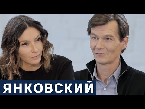 Видео: Филипп Янковский об МХТ после Табакова, роли Ивана Денисовича и любви к Фандере после 30 лет брака