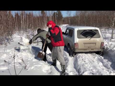 Видео: Нива 2121 и УАЗ Патриот. Весенний выезд в лес