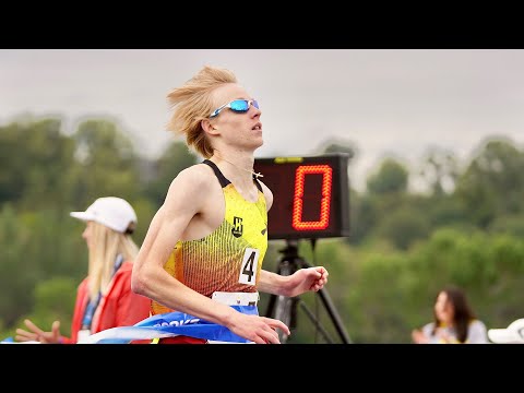 Видео: Бирнбаум выходит на финишную дистанцию ​​4:00 в забеге Brooks PR Invite Mile 2022 года