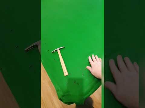 Видео: Заменяю сукно на моем столе для снукера с сланцевой поверхностью #бильярдныйспорт #снукер #бильярд