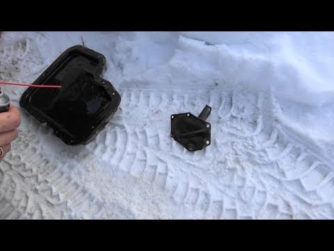 Видео: Замена масла с фильтром в 3х ст АКПП FA3A-H на Mazda Demio 1996-1999 год