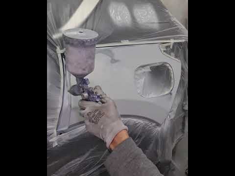 Видео: Подготовка крыла после рихтовки через эпоксидник под грунт, нанесение грунта. (1 Часть)