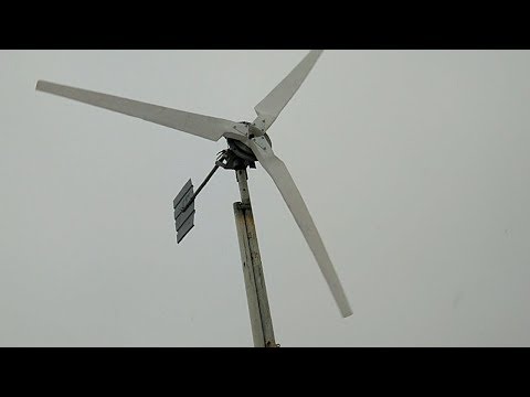 Видео: Ветряк с новым винтом