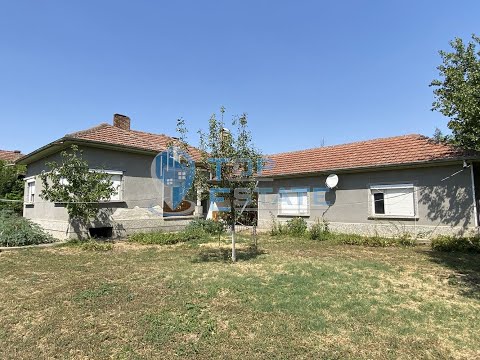 Видео: Къща с гараж и постройки в село Асеновци, Плевен/House in the village of Asenovtsi, Pleven