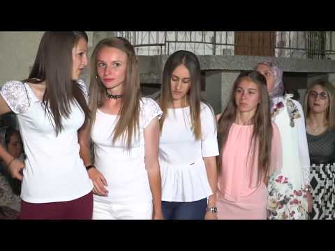 Видео: Абитуриентски бал на Емине Банзикарска - Пашово 2017 част 2