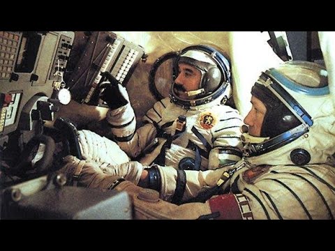 Видео: Къде се пази скафандърът на първия ни космонавт?