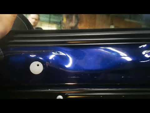 Видео: Фольксваген пассат Б6 2007г (VW PAS) подключение. замена центрального замка. разборка правой двери.