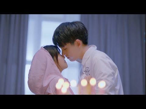 Видео: Конец давки, они наконец-то вместе.