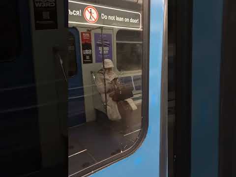 Видео: МЕТРО ЕКАТЕРИНБУРГА / Машиностроителей, Уралмаш, Проспект космонавтов