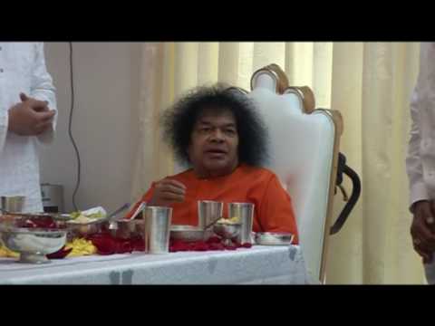 Видео: Саи Баба в Хадши часть 1