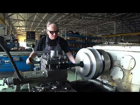 Видео: Здоровенная деталь на ДИП300. Черновая 2ч.