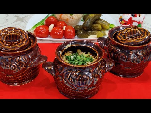 Видео: Картошка с мясом и грибами в горшочке, запеченная  в духовке