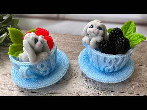 Видео: Мыловарение❤️Мастер-класс"Ягодные чашечки с кроликом"❤️soap•DIY «Мир мыла»