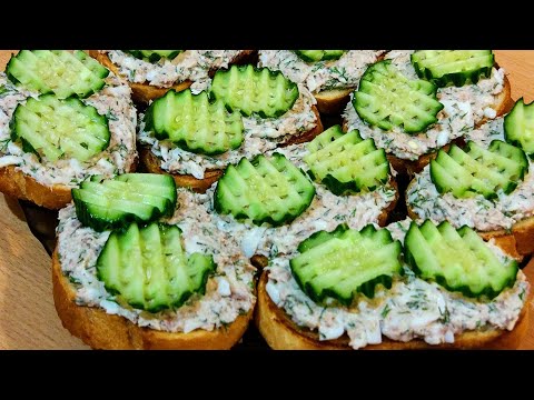 Видео: Закусочные бутерброды из рыбной консервы