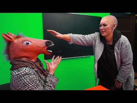 Видео: ВОЛШЕБНОЕ ЗЕРКАЛО!!! ПРЕВРАТИЛИ УЧИЛКУ В ЛОШАДЬ!!!