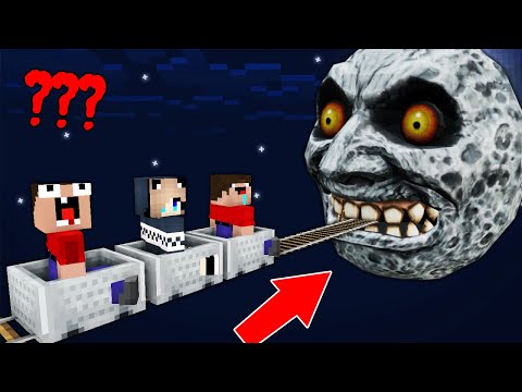 Видео: МЫ ПОПАЛИ ВНУТРЬ ЛУНЫ ПОЖИРАТЕЛЯ В МАЙНКРАФТ! | Глазастая Морда Minecraft