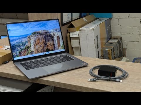 Видео: Едем вручать ноут ))