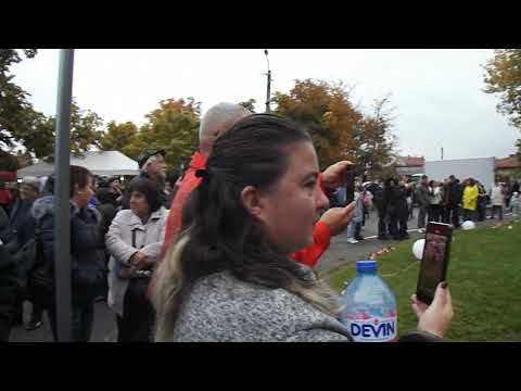 Видео: моменти от празника на Казанлъшкото село Енина 18.10.2025 и изпълненията на  Славка Калчева.