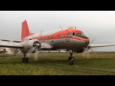 Видео: Полёт в Хатёнки на Ил-14   (04.06.2016)