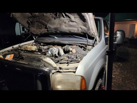 Видео: 7.3 Горит индикатор батареи дизельного двигателя