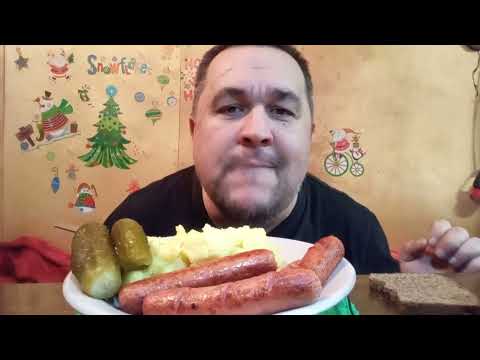 Видео: Обжор - жареные сосиски, фан картофан и зеленый хруст