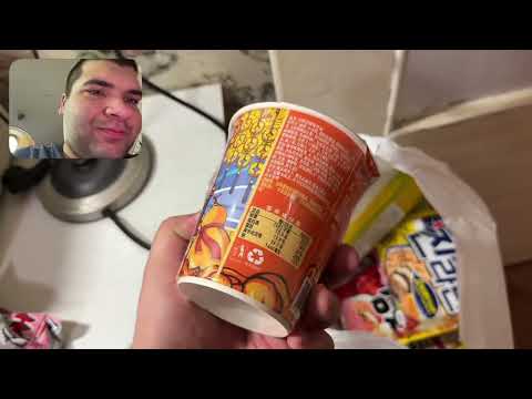 Видео: ХОДИЛ В МАГАЗИН И КУПИЛ МНОГО КОРЕЙЦЕВ НА 3000₽