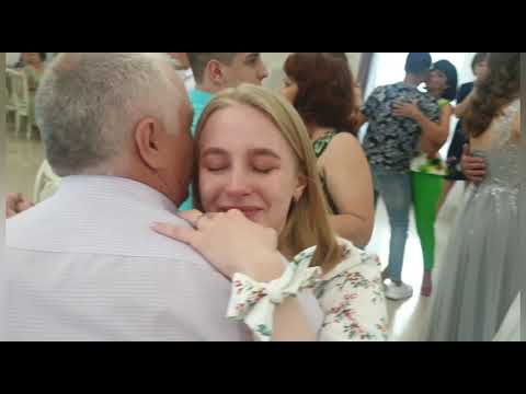 Видео: Когда ты станешь большим сын . Выпускной.