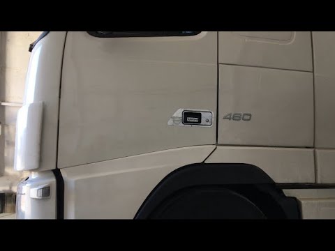 Видео: Volvo fh13 датчик износа колодок, стабилизатор передний замена. Обновлённый бокс!😎