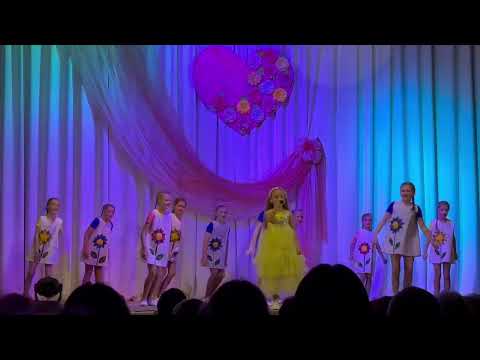 Видео: Горошко Дарья 7 лет песня - «Бабушкины руки»