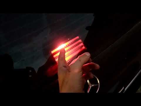 Видео: Третий стоп сигнал на Мерседес W124 универсал. обзор опции и установка.