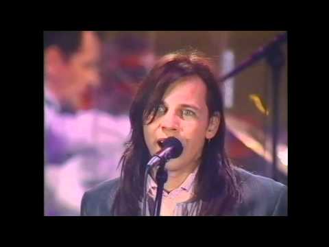 Видео: Мумий Тролль - Когда ты уйдешь (Необыкновенный концерт @ Гостиный Двор, 2000)