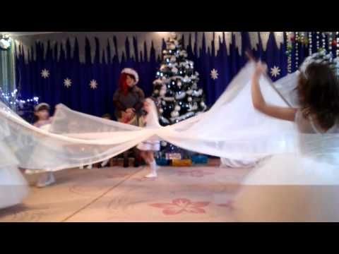 Видео: Чудовий танець сніжинок!!!