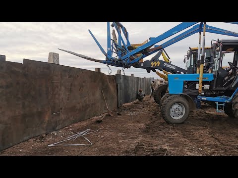 Видео: Сделали забор из конвейерной ленты и бонусное видео в конце 😂