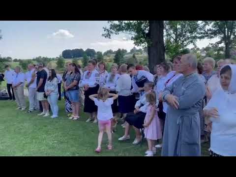 Видео: Чоловіча Хорова капела НД с.Бердихів