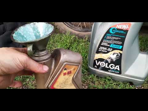 Видео: Залил масло, мотор и кпп 20w50. Часть 6.Техника Урал!