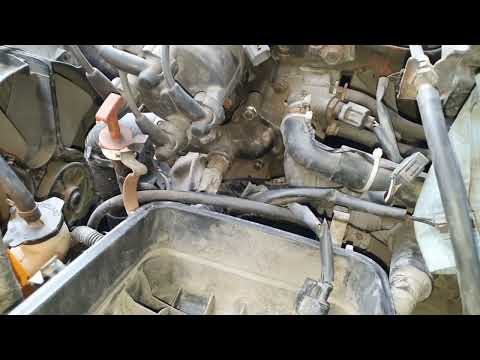 Видео: Toyota Corolla AE109V- Замена термостата ДВС 4A-FE