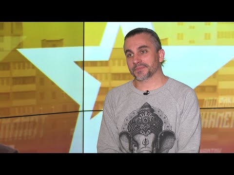 Видео: Проездом. Гость программы Артем Дервоед (22 декабря 2021 года)
