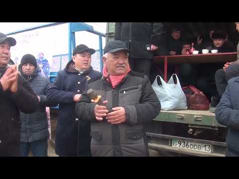Видео: Қазбек би ауылының 1988 жылғы жігіттердің Елден бата алу көкпар тойы!