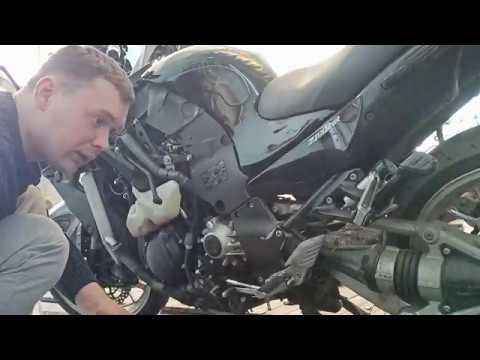 Видео: Замена антифриза на мотоцикле Kawasaki GTR 1400