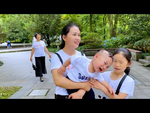 Видео: Йике вспыльчивый и бесстыжий, очень неловко, когда тебя видят другие.