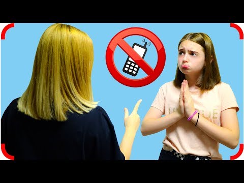 Видео: Тома ЗАВИСЛА в телефоне!!! Куда пропал ИНТЕРНЕТ? Мама проучила!!!