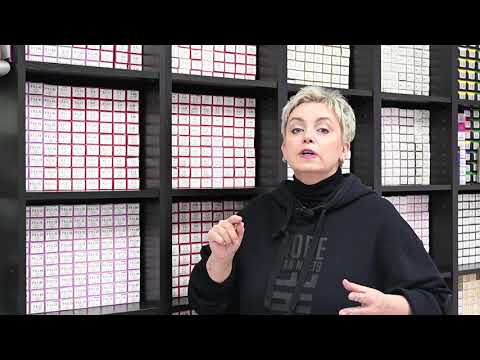 Видео: Почему после осветления и тонирования волос корни желтые