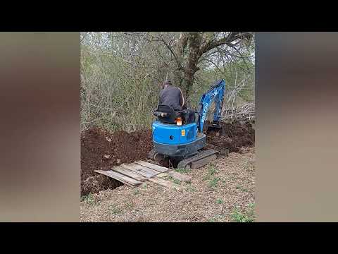 Видео: Оживляем пруд свежей водой, чтобы не превратилось в болото. Самая интересная работа👍 Rippa R10